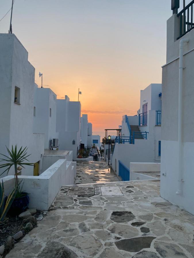 Mediterranean Sunset Apartment Klorakas Exterior photo